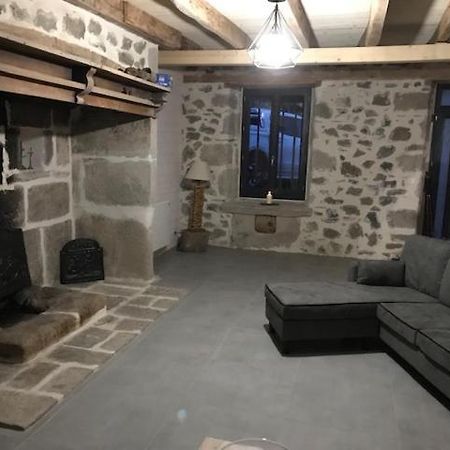 Gite Pour Famille Saint-Clement  Exterior photo
